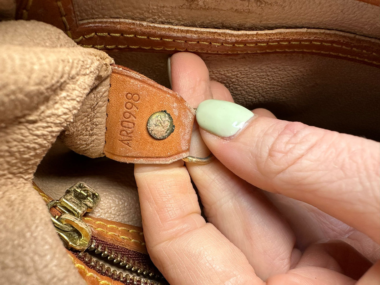 Vintage bucket PM bag