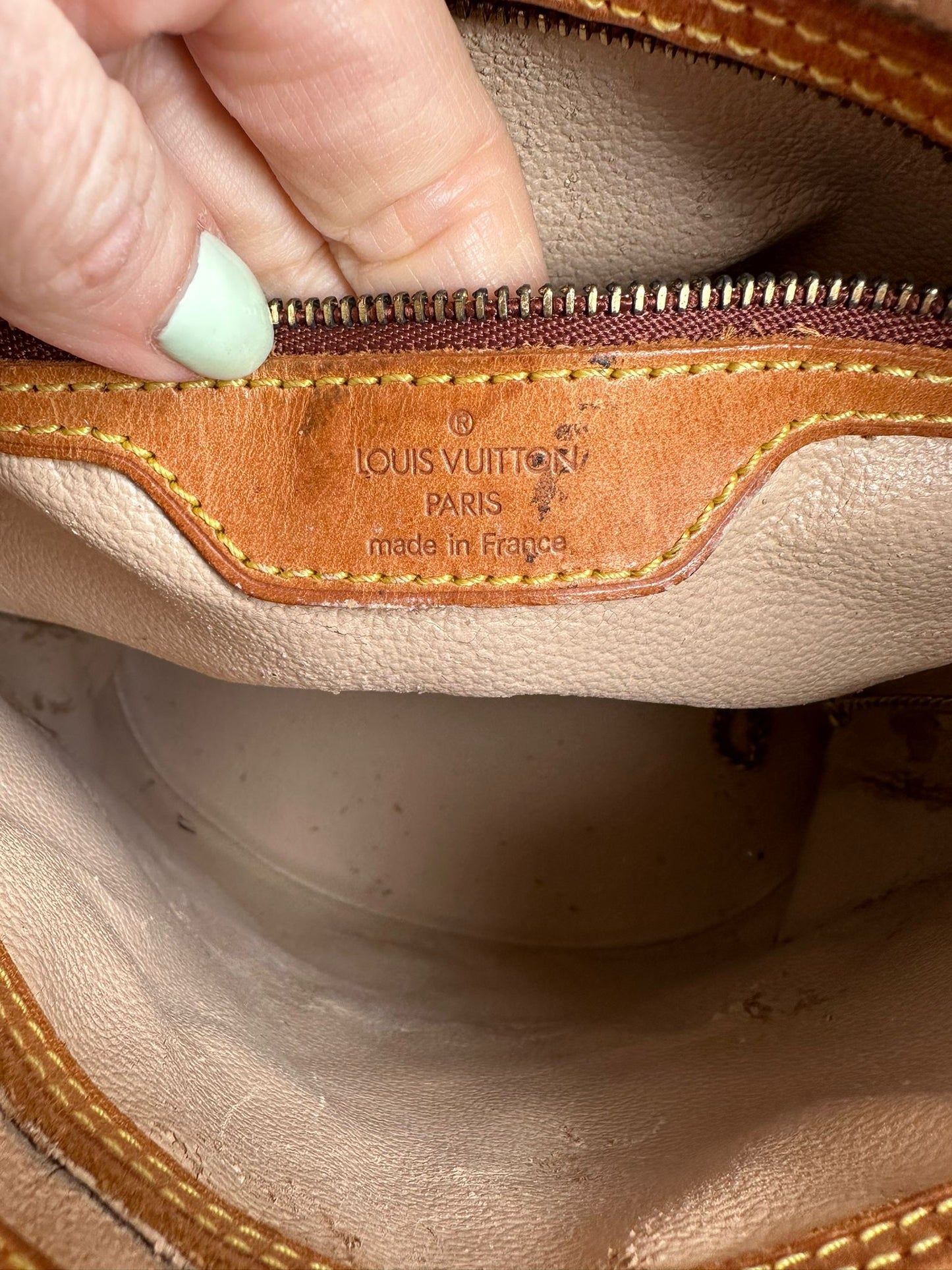 Vintage bucket PM bag