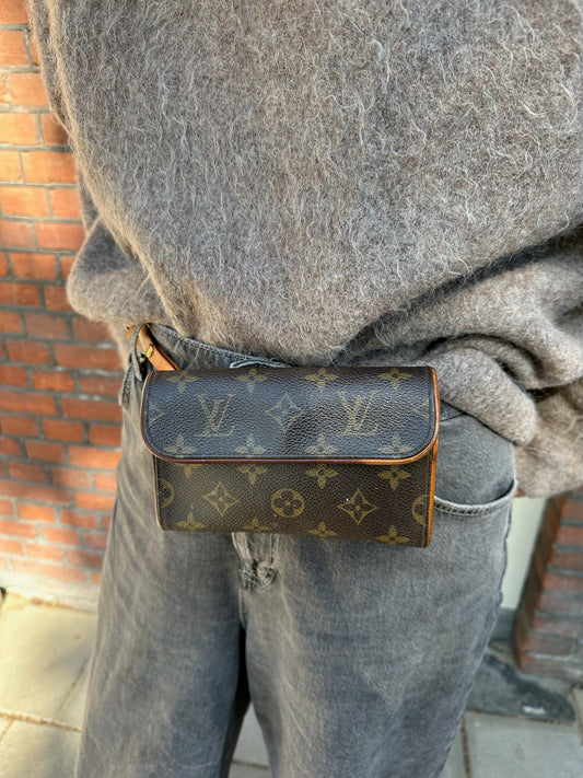 Florentine belt bag