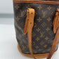 Bucket bag