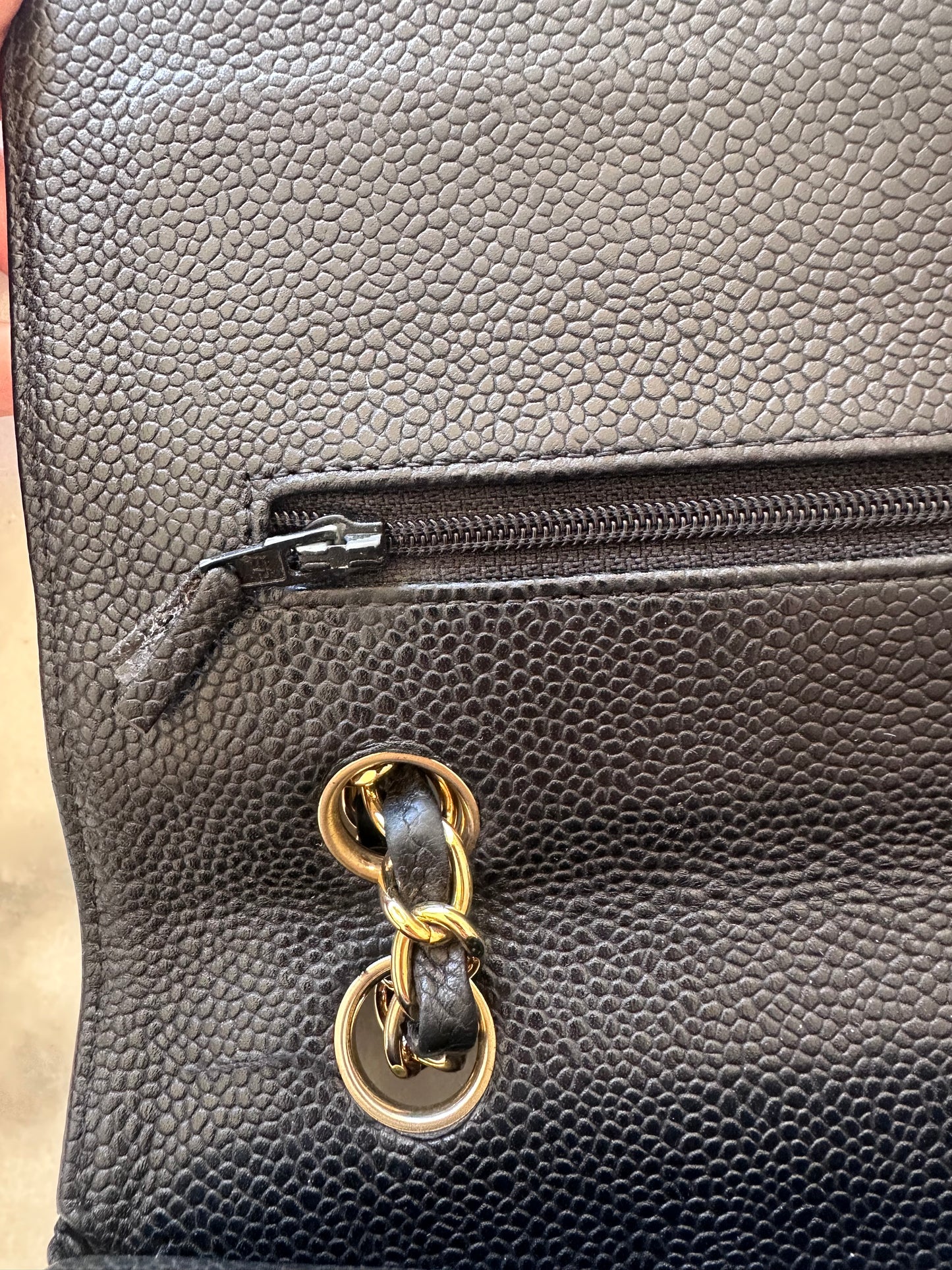 Chanel classic flap caviar