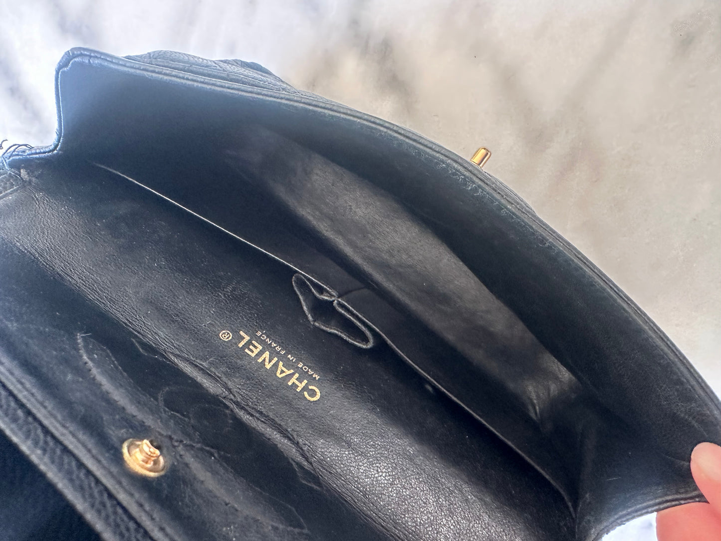 Chanel classic flap caviar