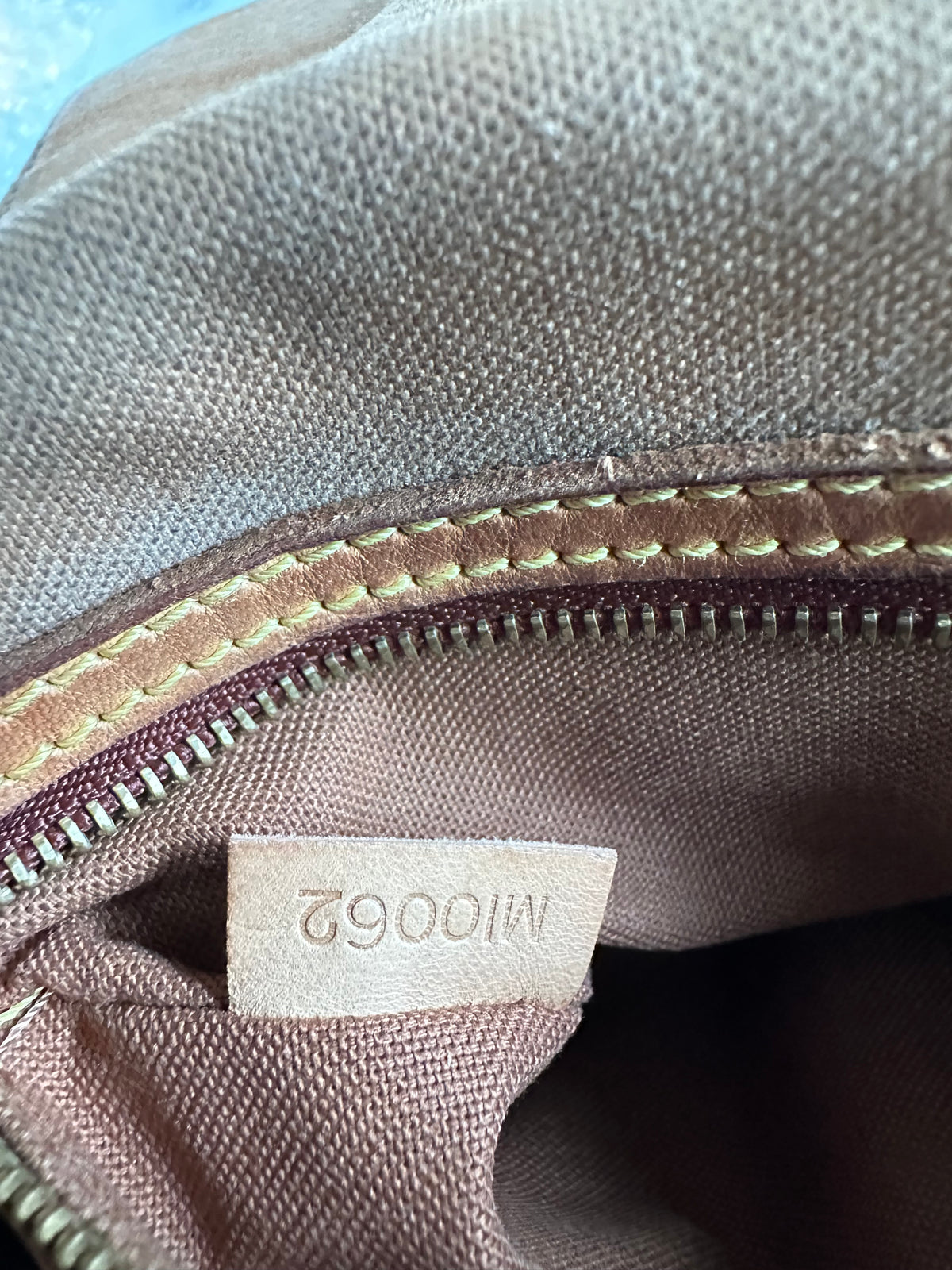 Louis Vuitton Looping