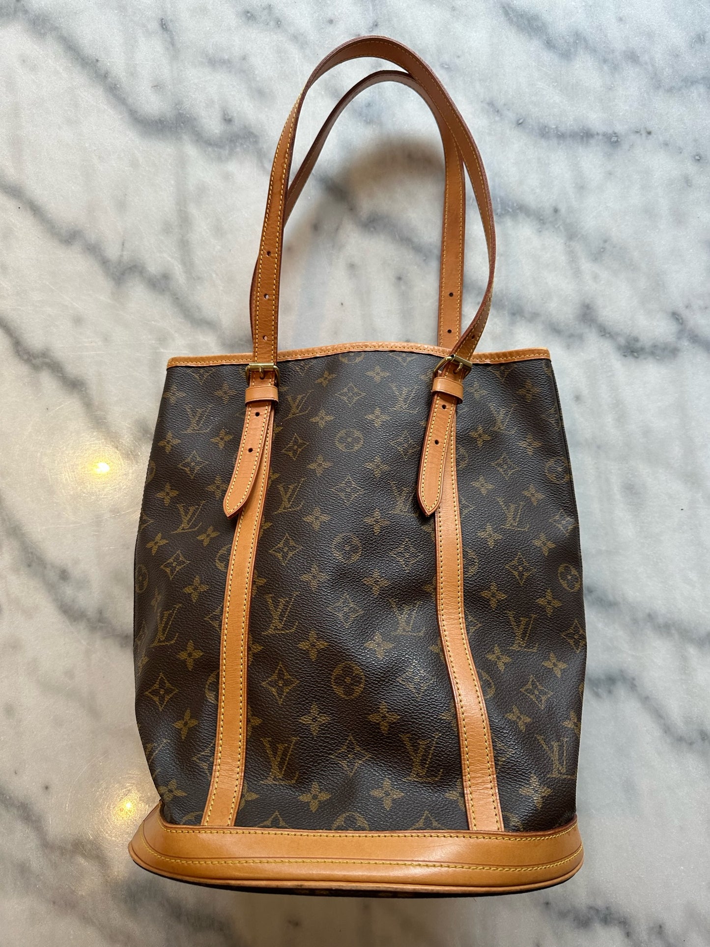 bucket bag