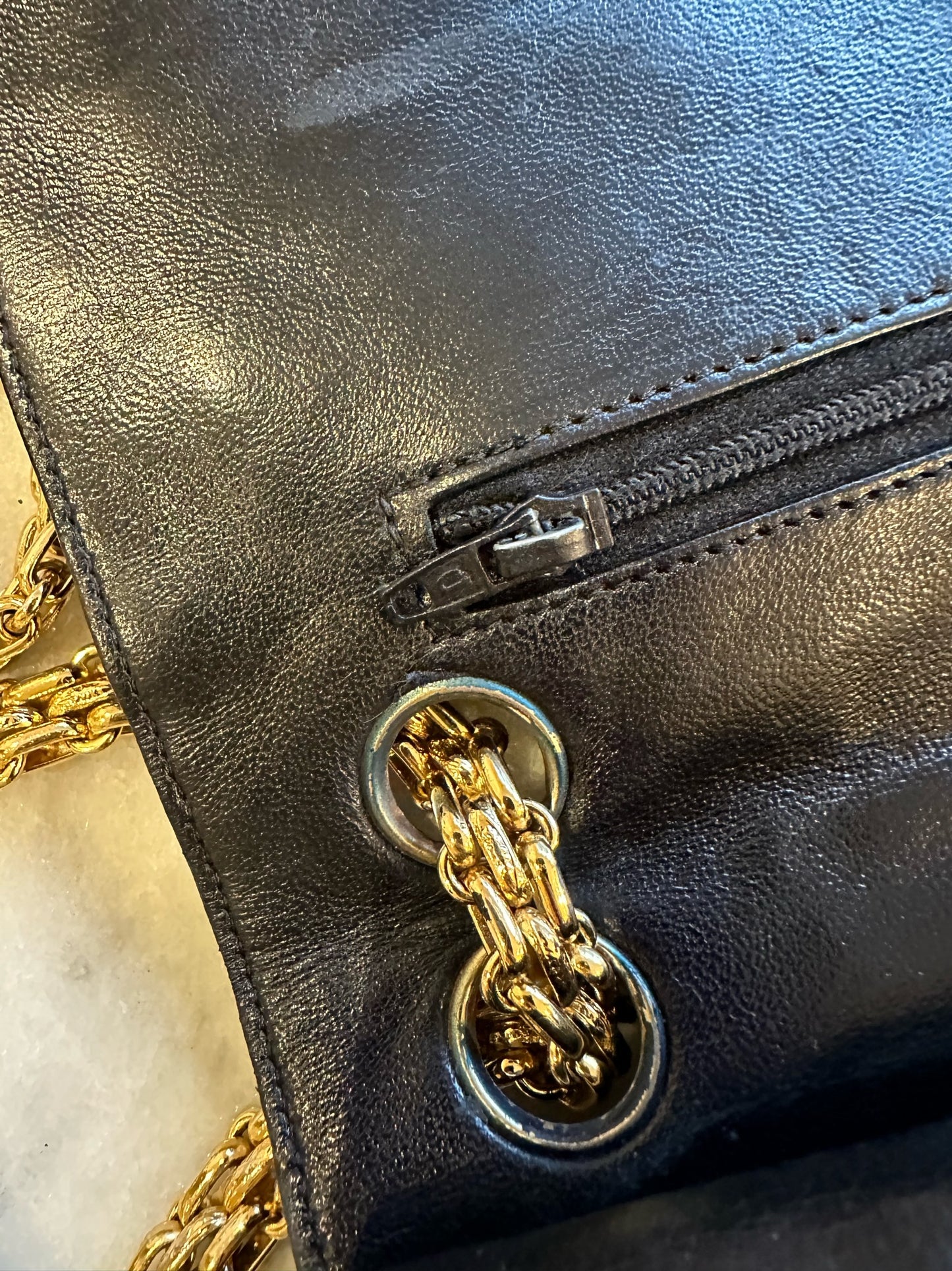 Classic double flap