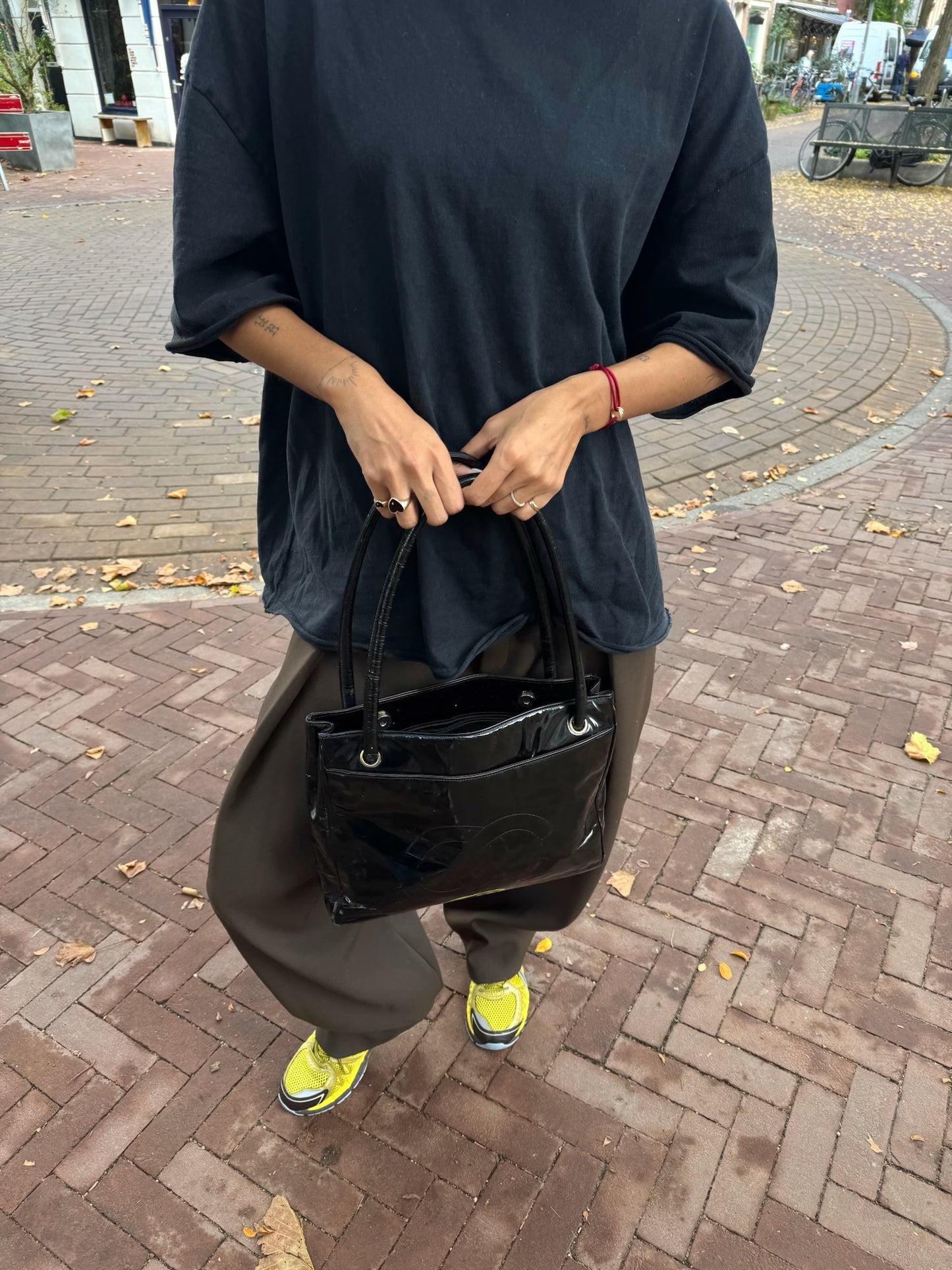 Chanel shopper black