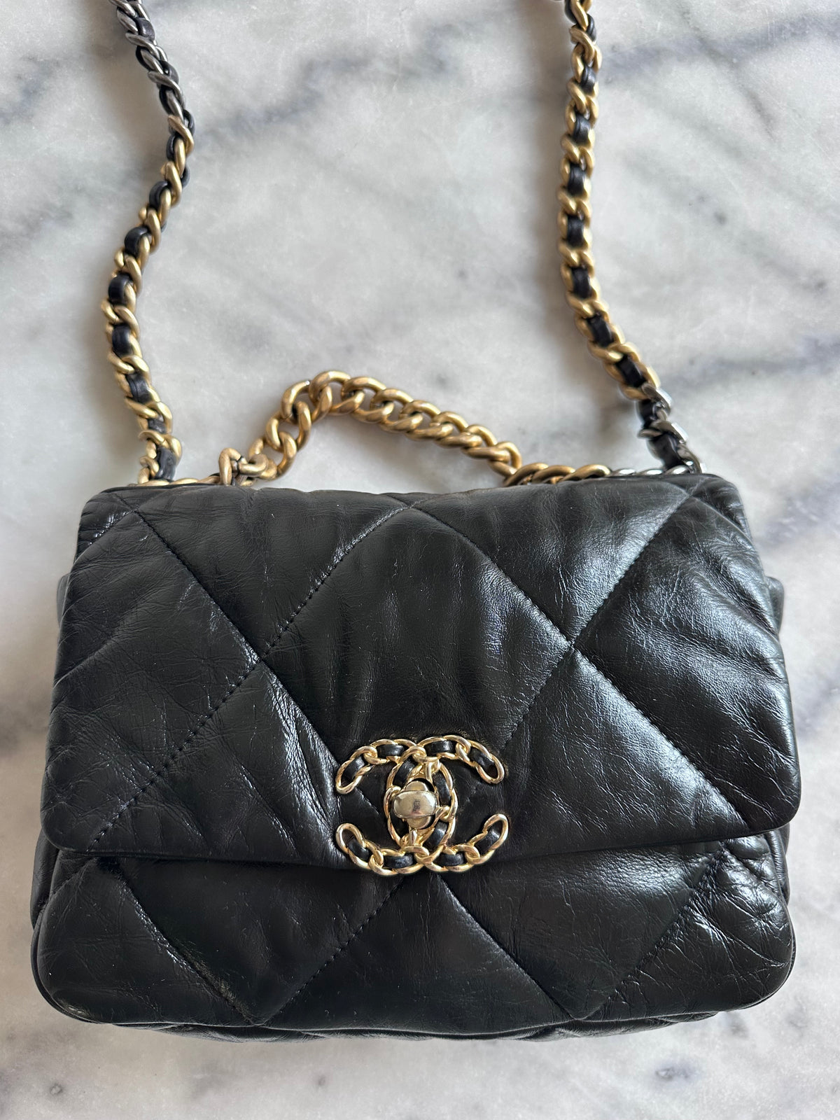 Chanel 19 full flap