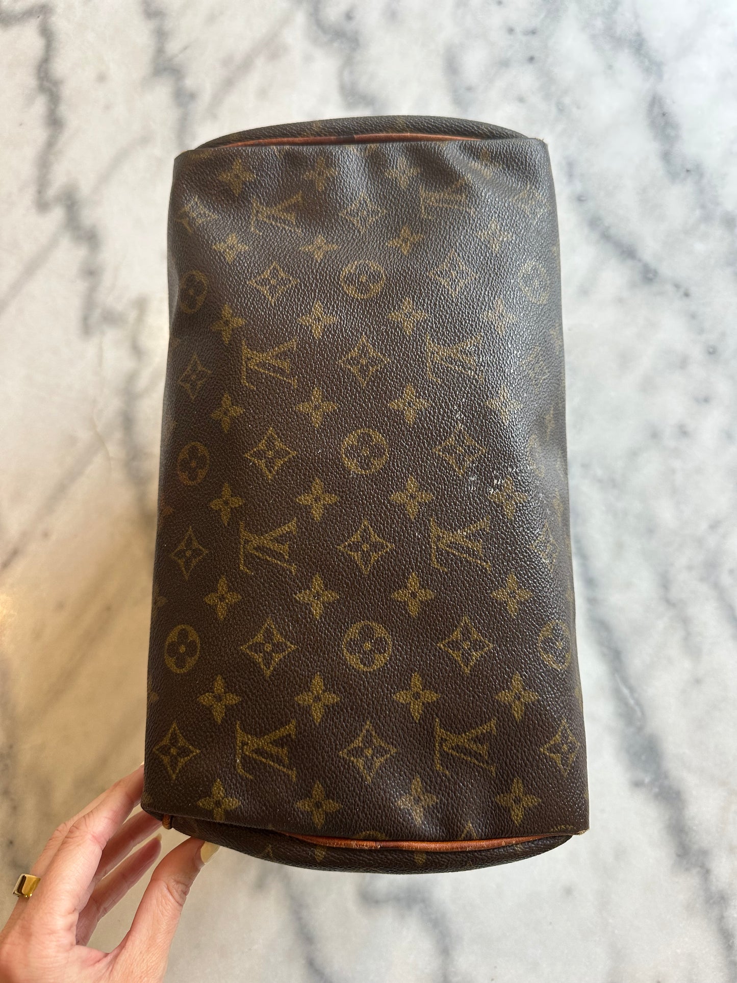 Louis Vuitton Speedy 30