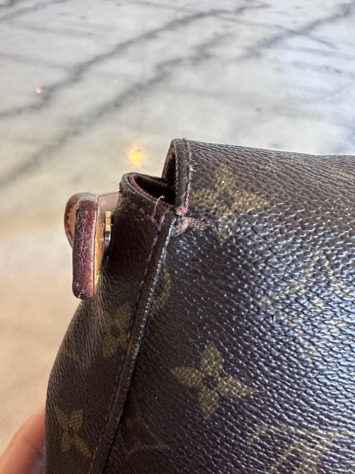 Louis Vuitton Looping