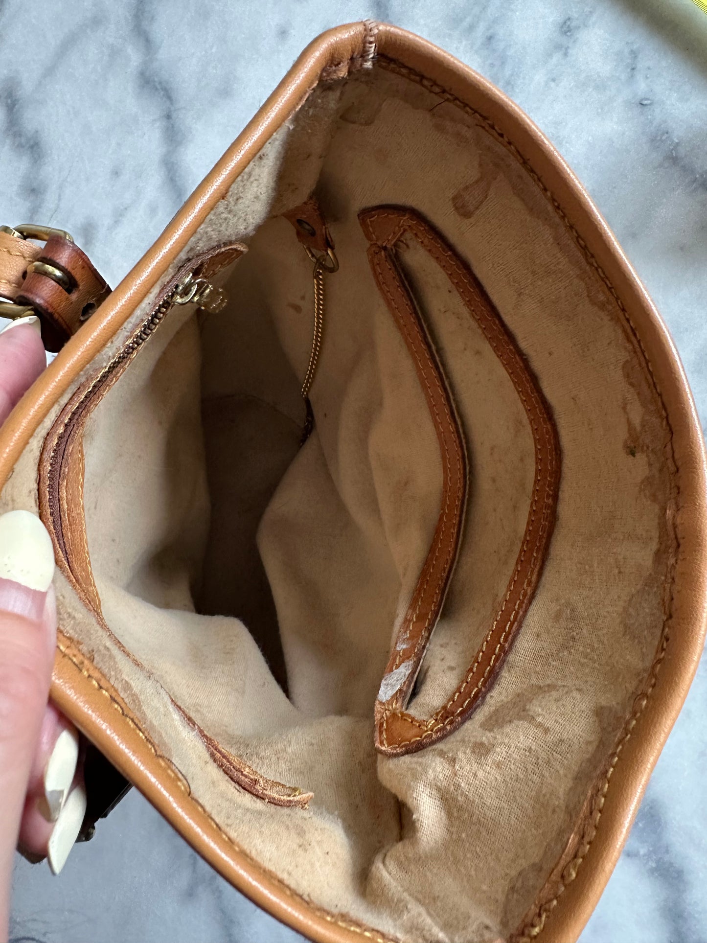 LV Bucket bag