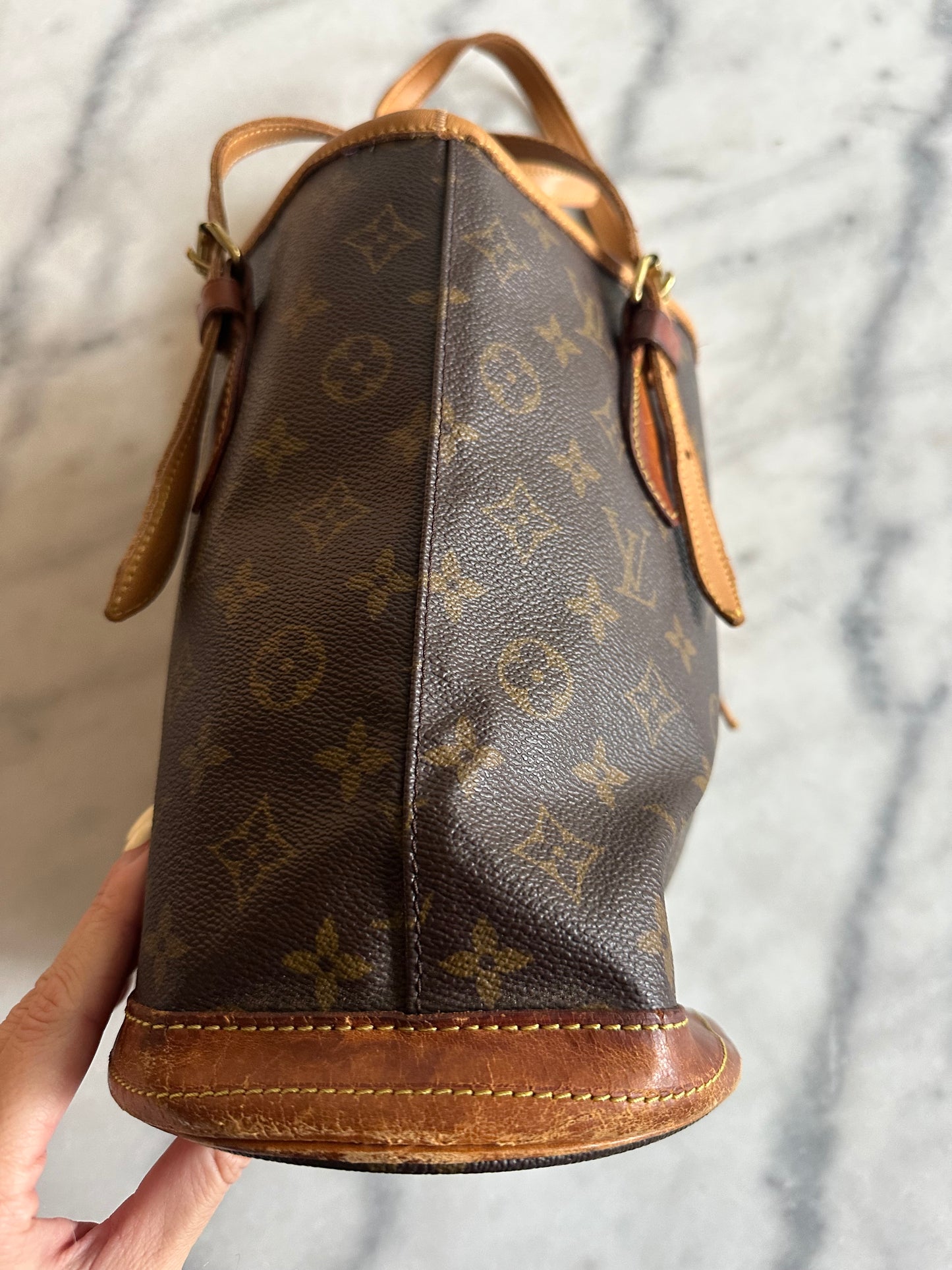 LV Bucket bag