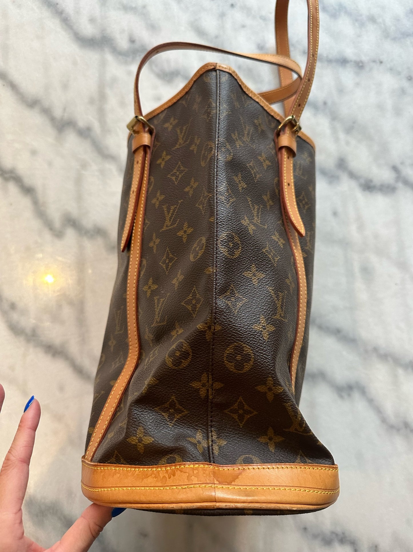 bucket bag