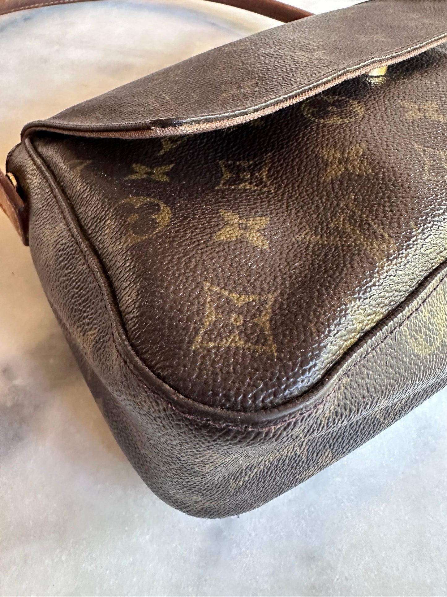 Louis Vuitton Looping
