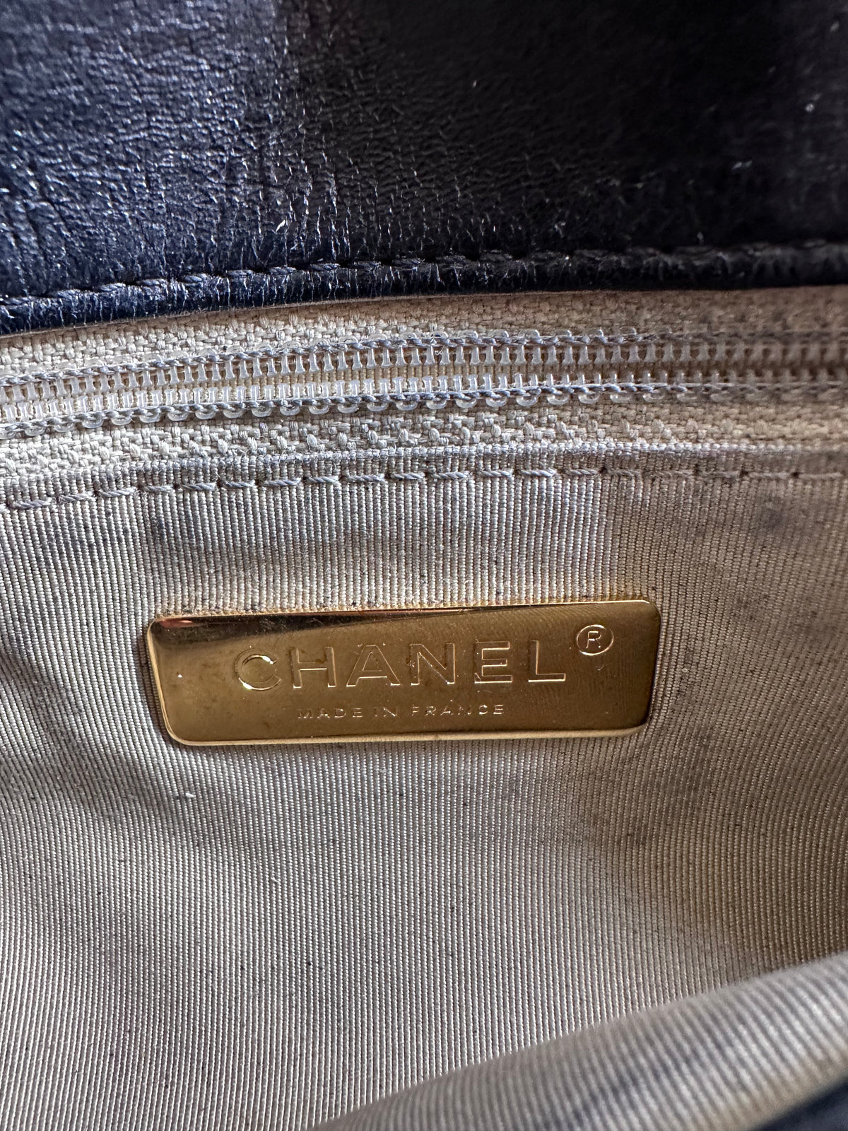 Chanel 19 full flap