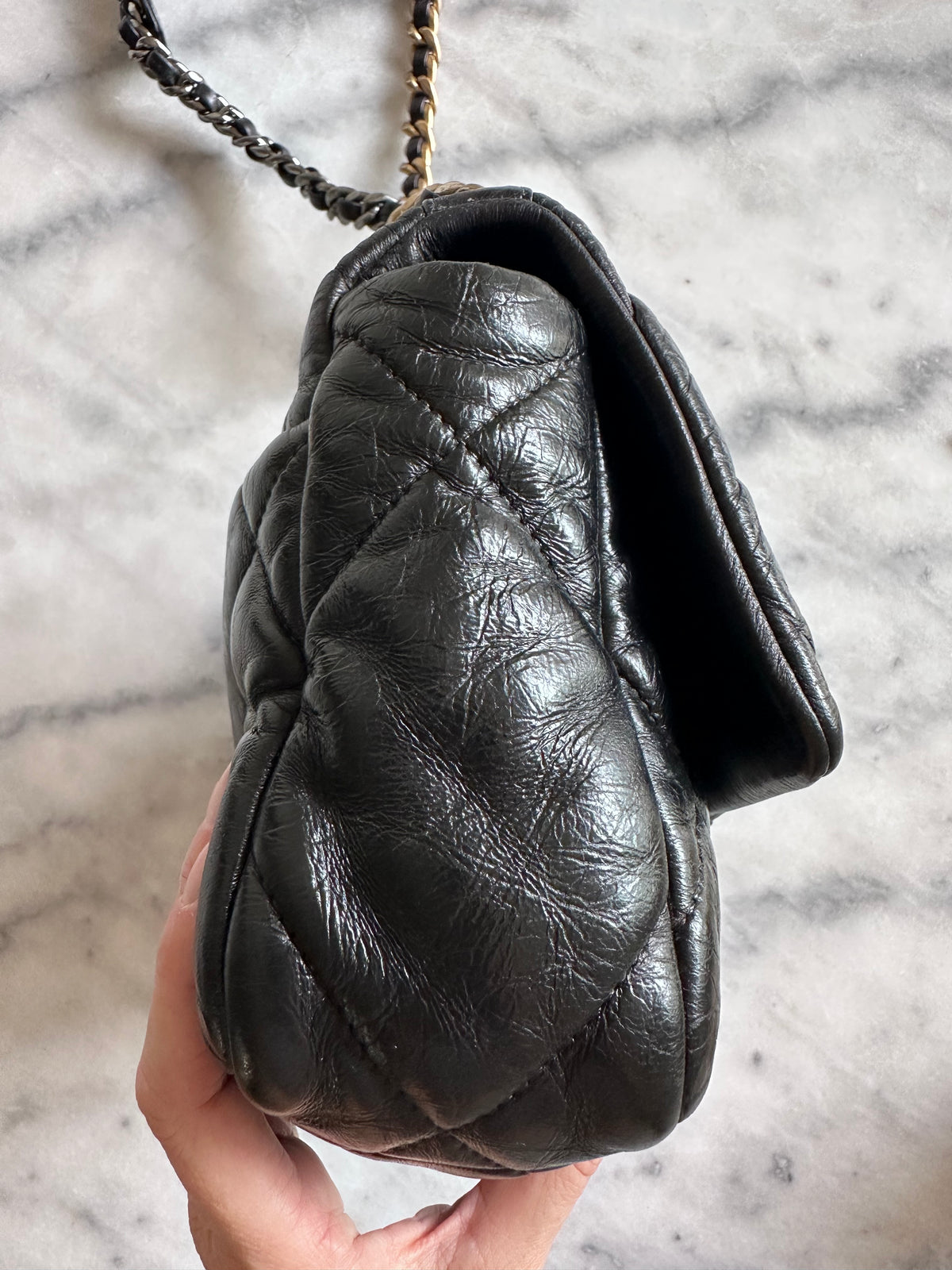 Chanel 19 full flap