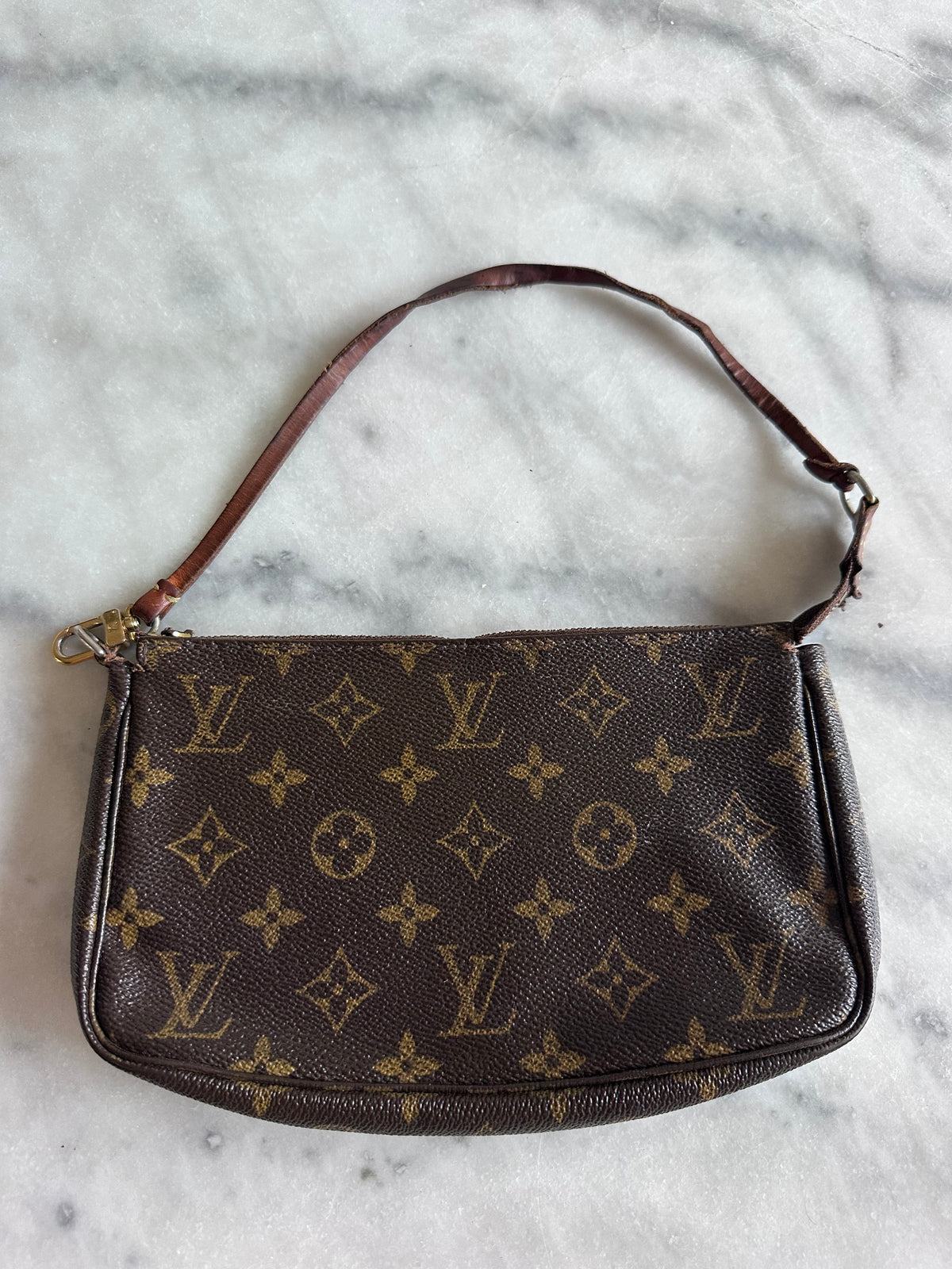 Louis Vuitton Pochette Accessoire