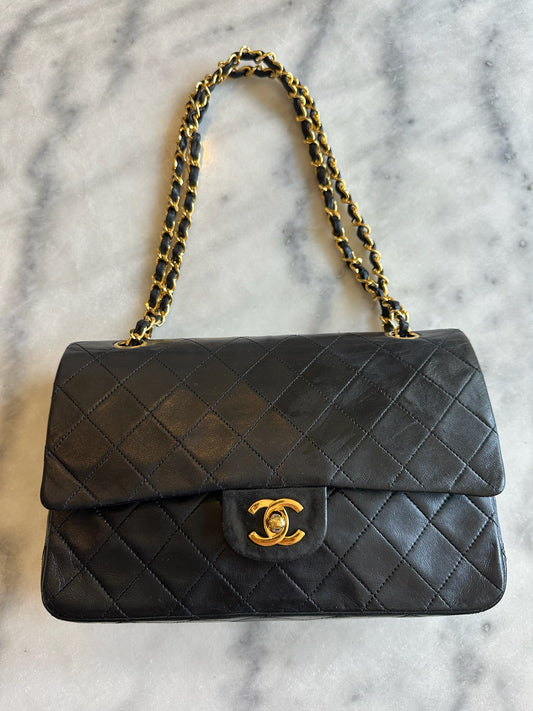 Medium Classic double flap