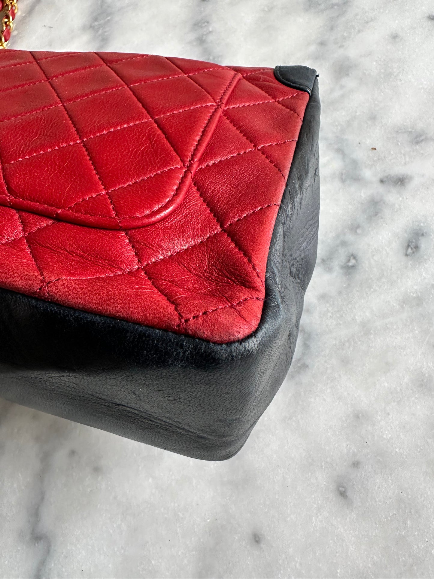Chanel single flap bag red and black