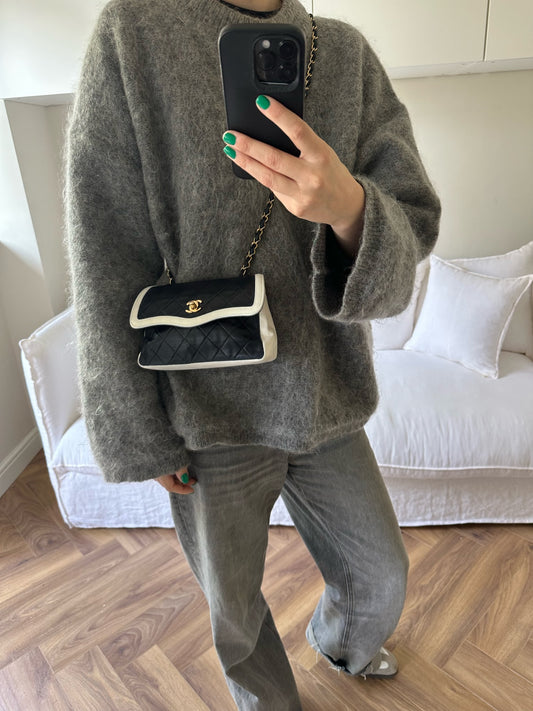 Vintage flap bag