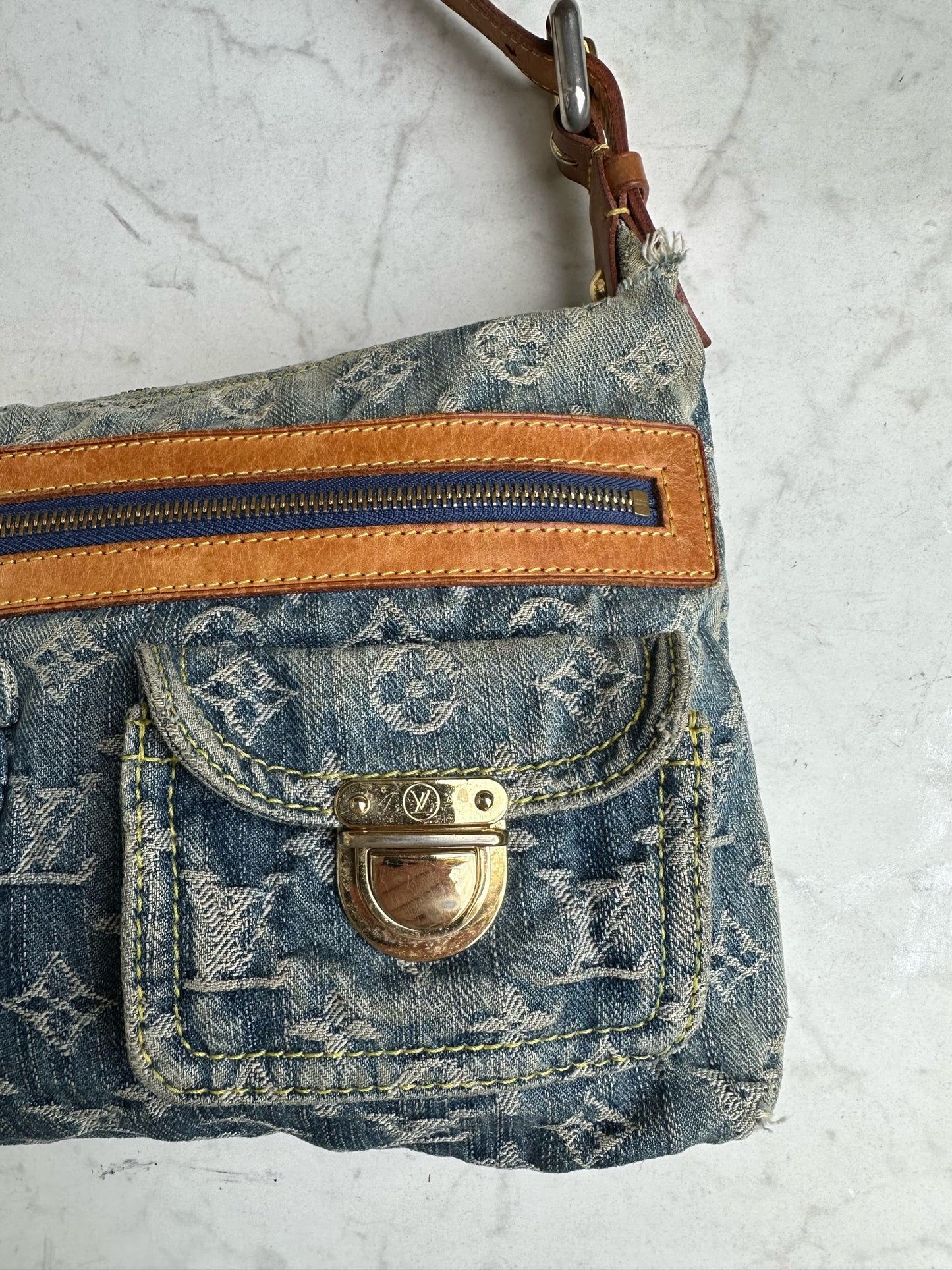 Baggy in blue denim canvas