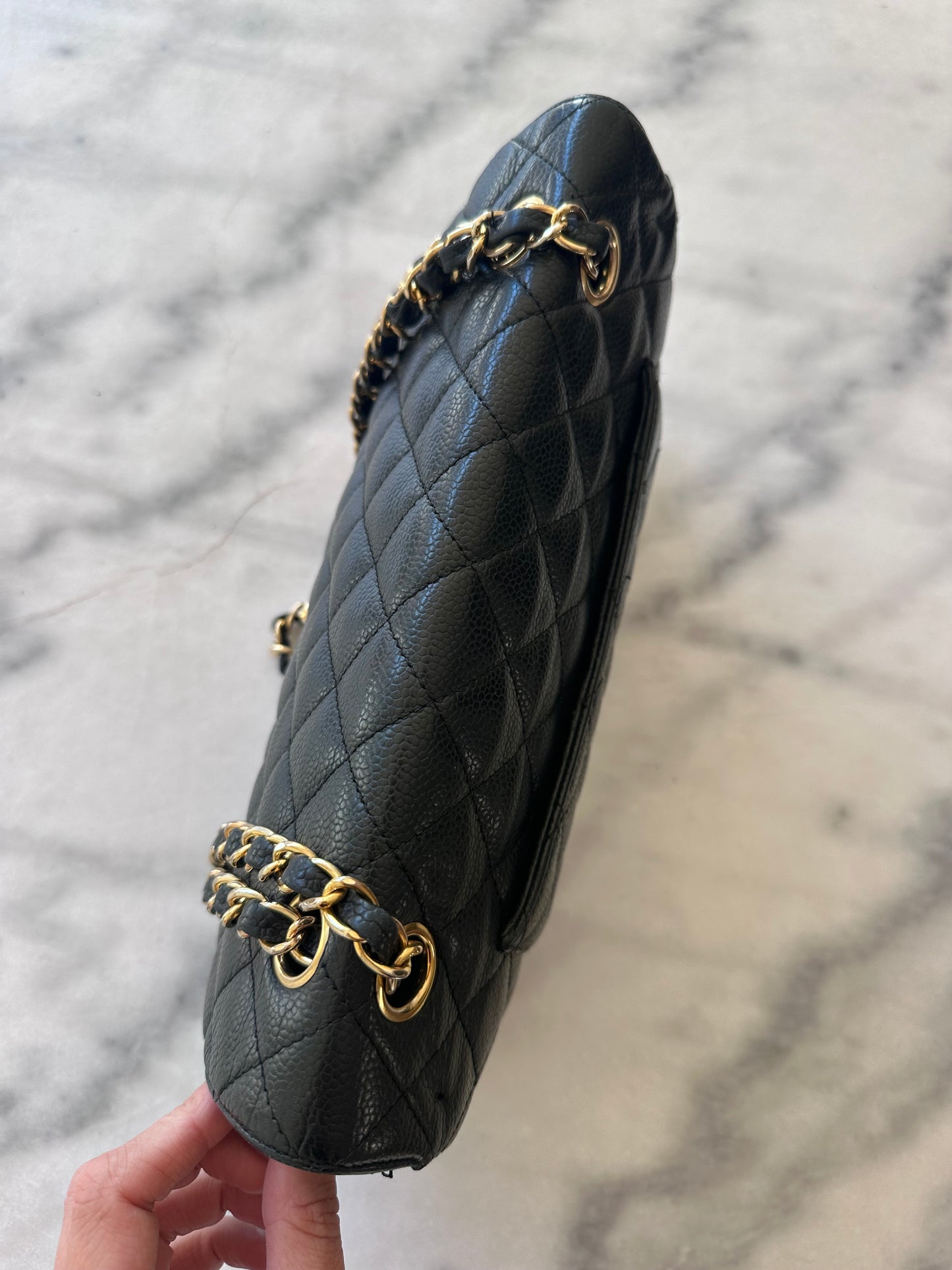 Chanel classic flap caviar
