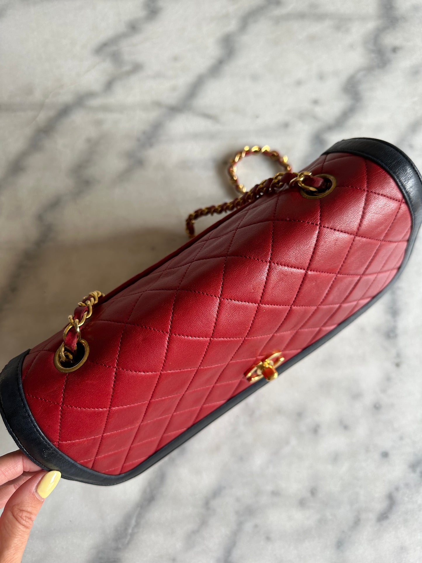 Chanel single flap bag red and black
