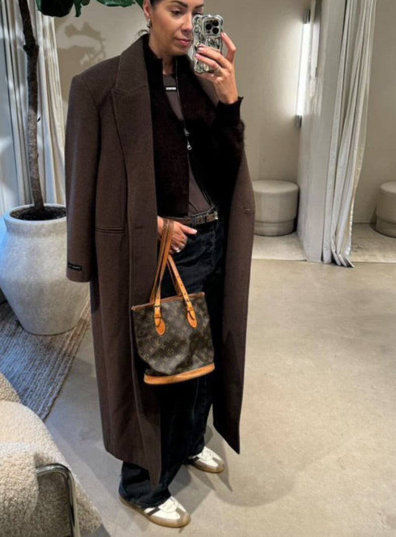 Bucket bag