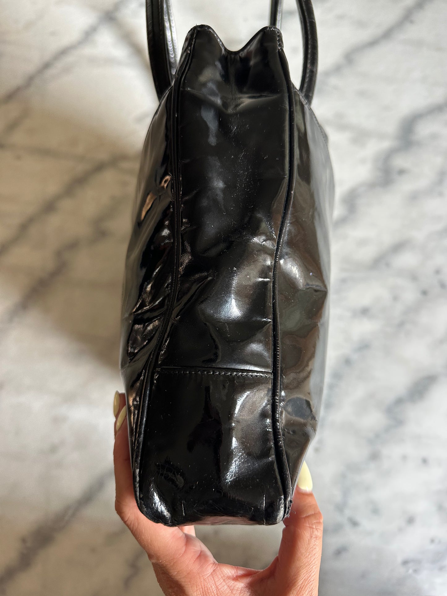Chanel shopper black