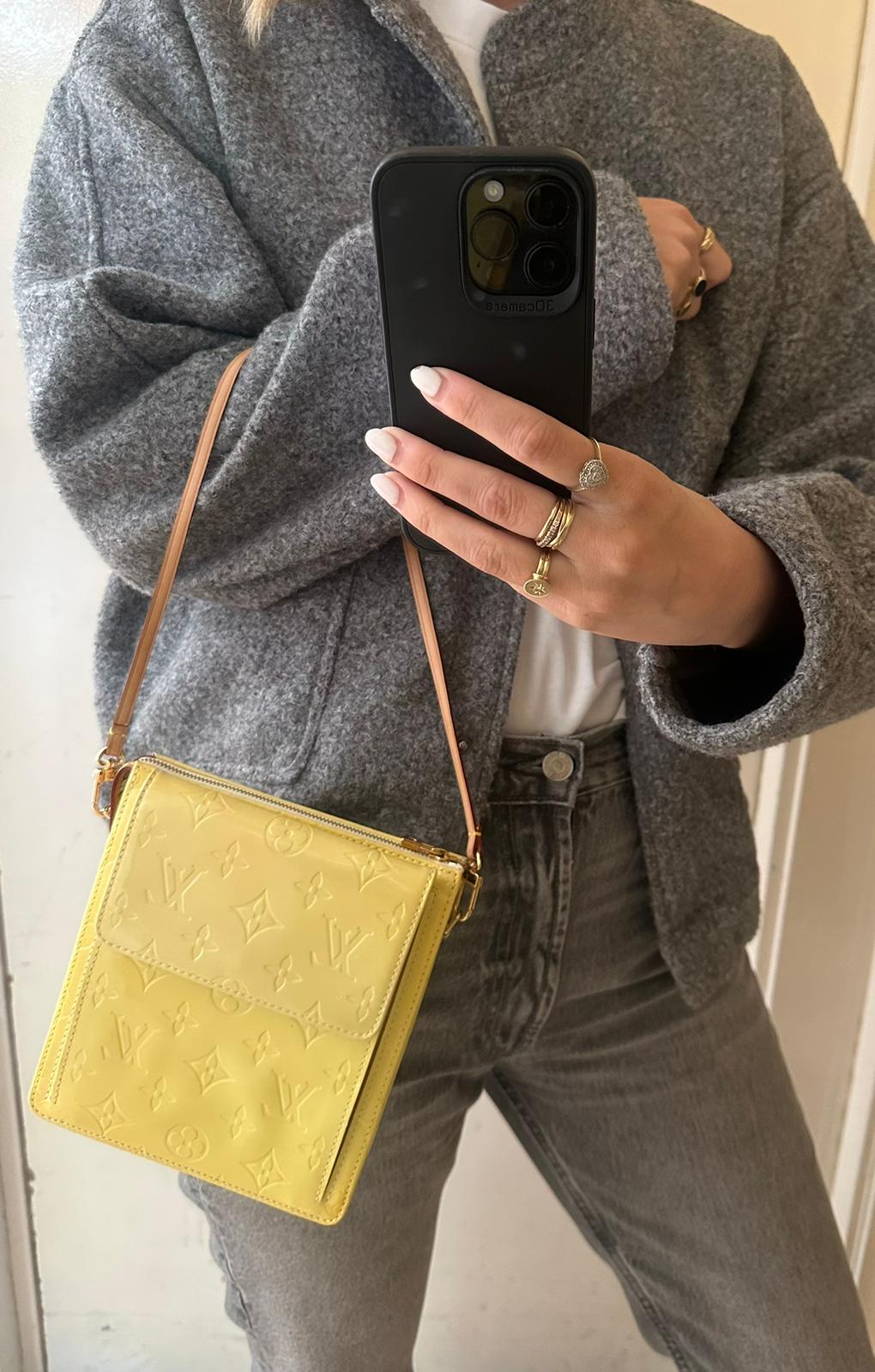 Vintage mott vernis bag