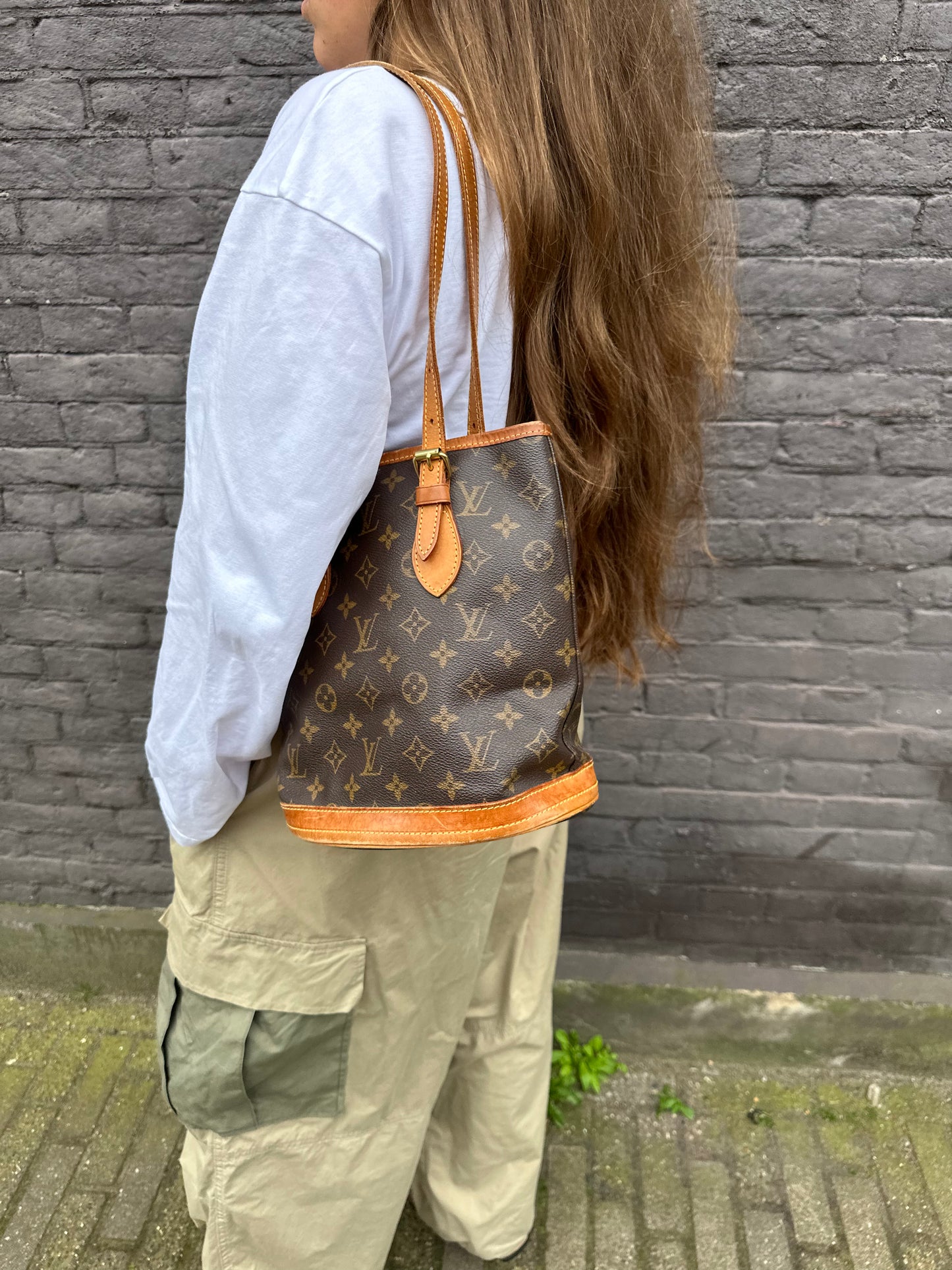 Vintage bucket PM bag