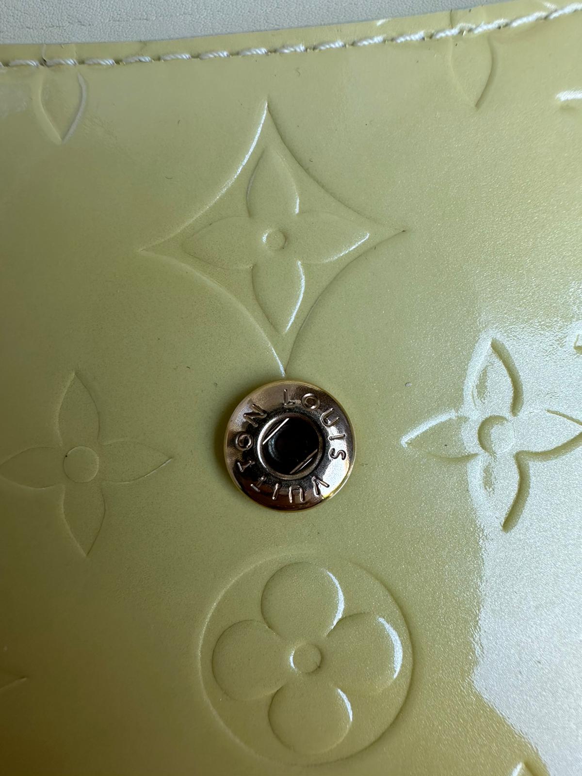 Vintage mott vernis bag