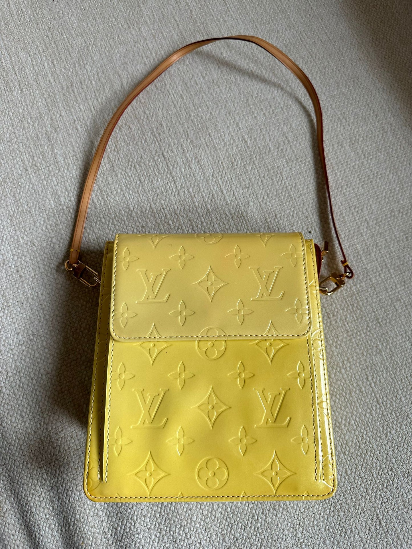 Vintage mott vernis bag