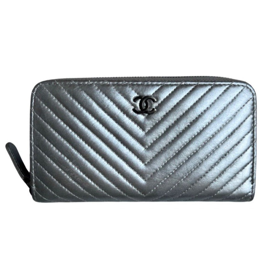 Chanel chevron wallet