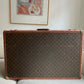 Leather travel bag