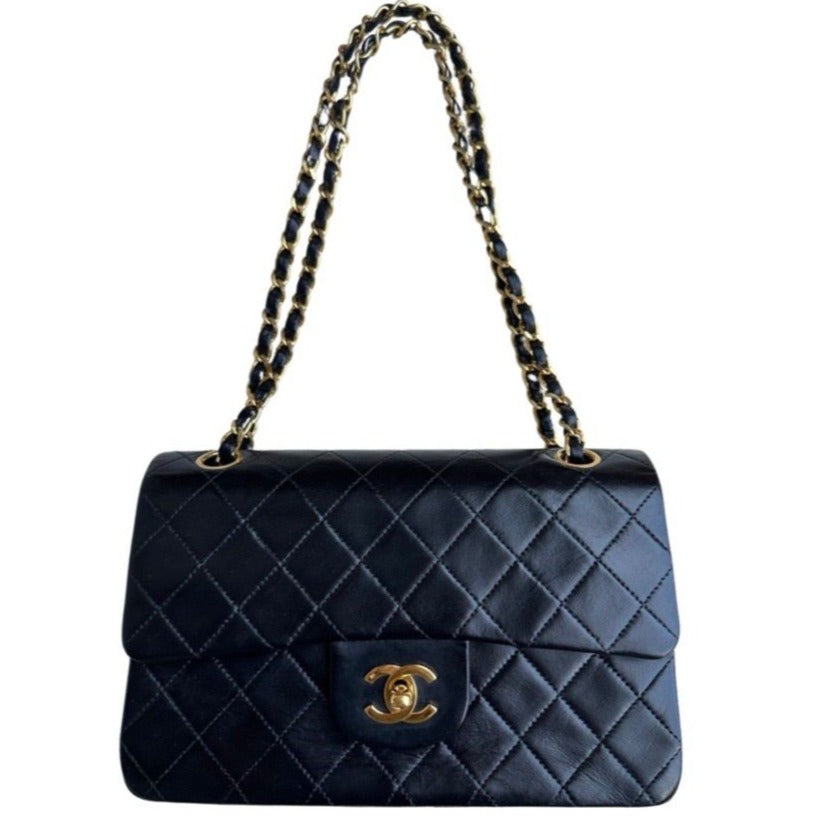 Small flap bag