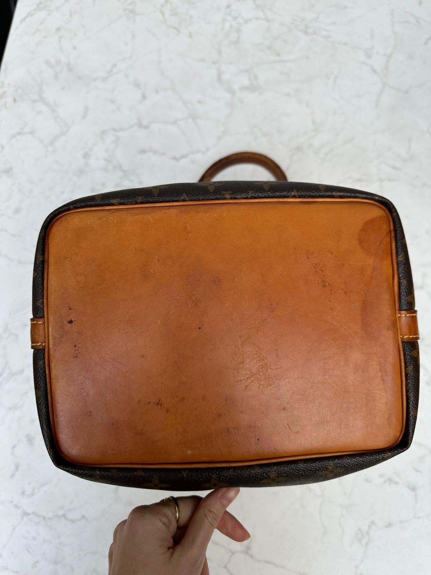 Vintage noe petit