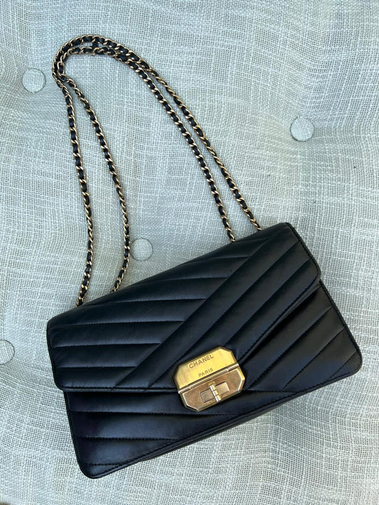 Vintage single flap