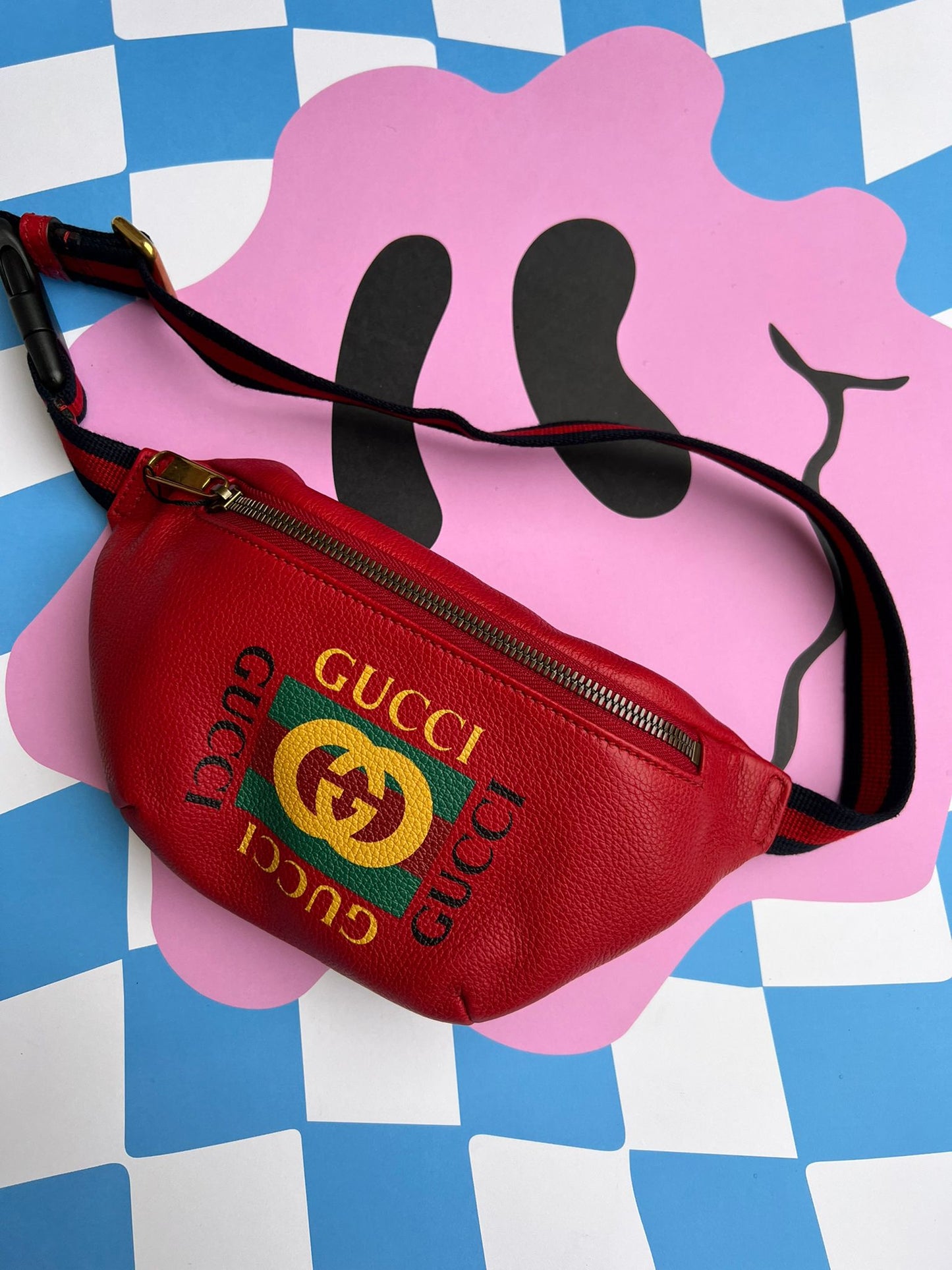Coco Capitán clutch bag