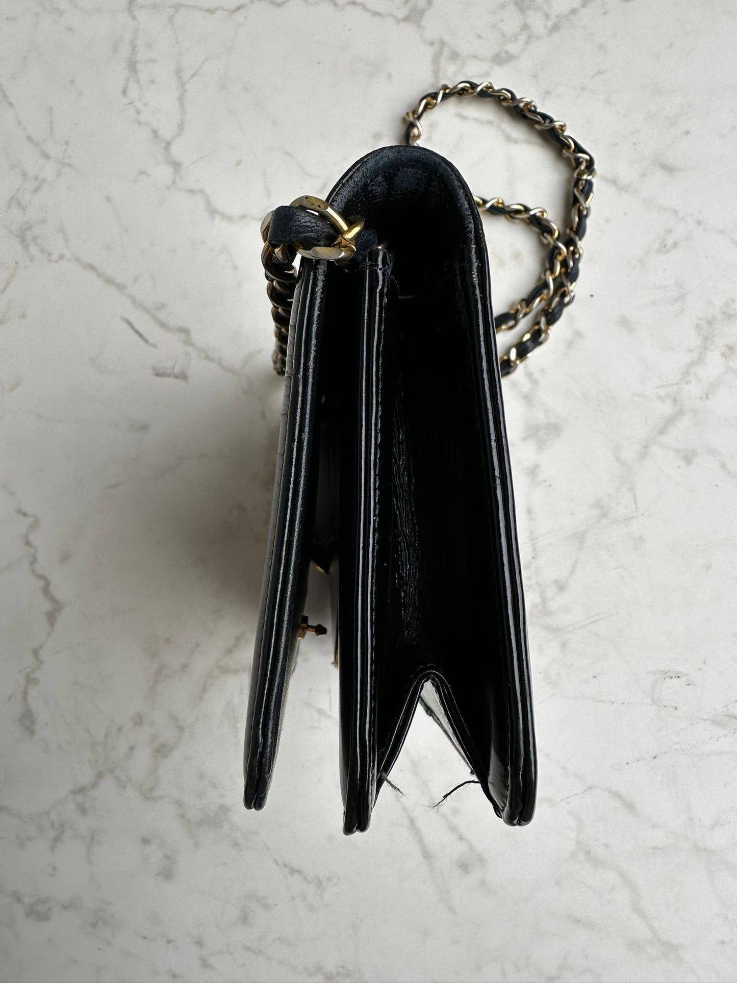 Vintage Wallet on chain