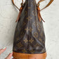 Vintage bucket bag
