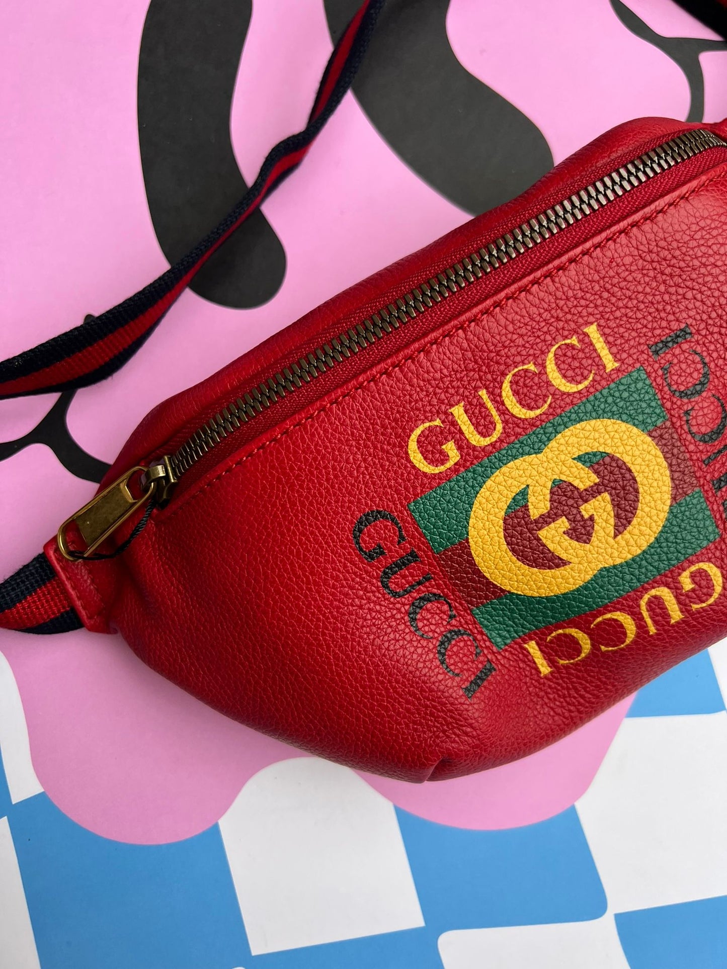 Coco Capitán clutch bag