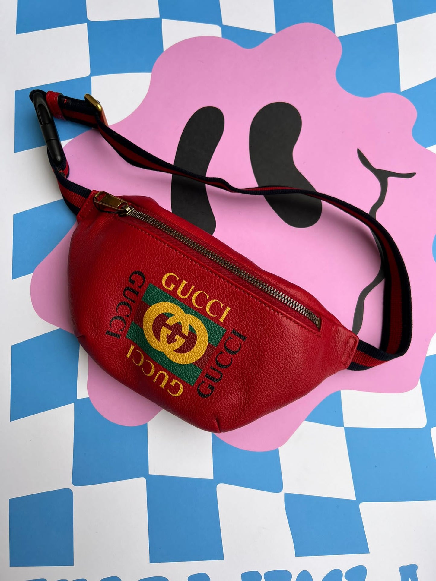 Coco Capitán clutch bag